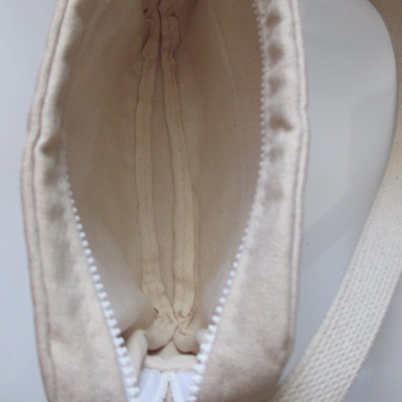 PORT CANVAS Cross Body Bag Purple - Picture 9 of 12